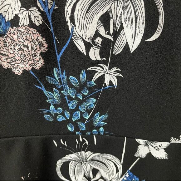 Banana Republic Factory Floral V Neck Sleeveless Floral Dress Size 8 - Picture 9 of 9